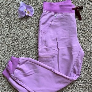 🌸Figs Petit Joggers🌸